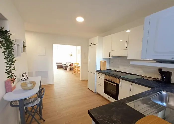 Americas House Apartment *